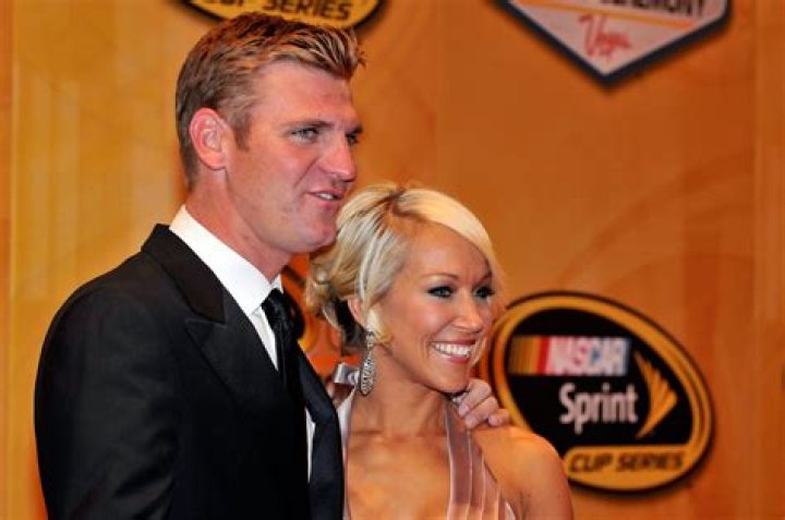 Clint Bowyer: Wife, net worth, tattoos, smoking & body facts