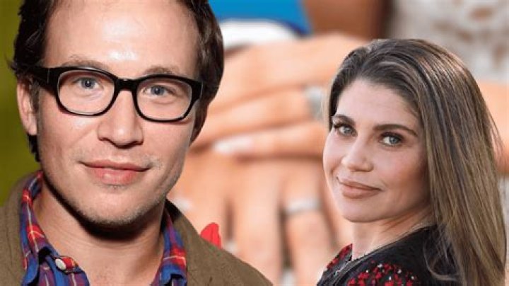 Jonathan Taylor Thomas and Natalie Wright: Separating Fact from Fiction
