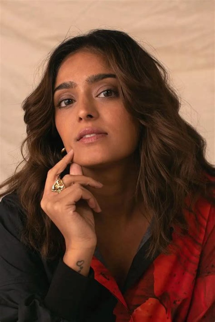 Mandeep Dhillon Wikipedia, Age, Height, Biography, Husband, Family, Instagram