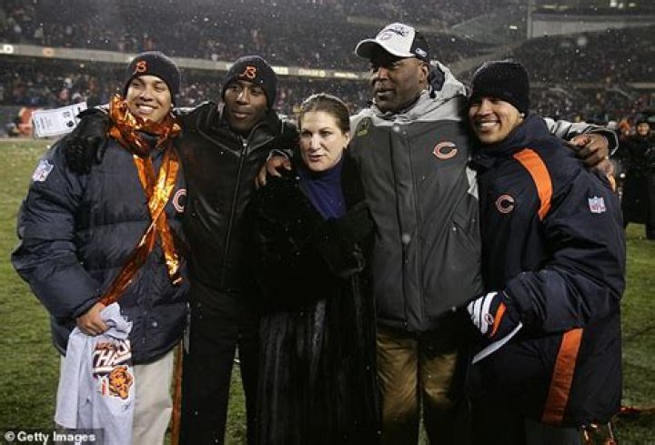 Mikal Smith Wife: Lovie Smith Son, Age, Wiki, Biography, Arrested, Net Worth