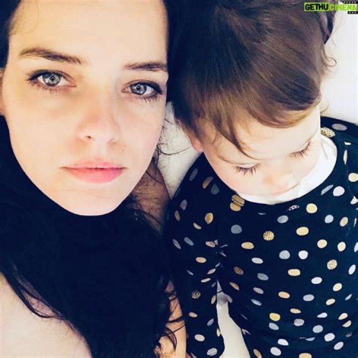 Roxane Mesquida Bio, Wiki, Age, Husband, Height, Gossip Girl, Movies and Net Worth