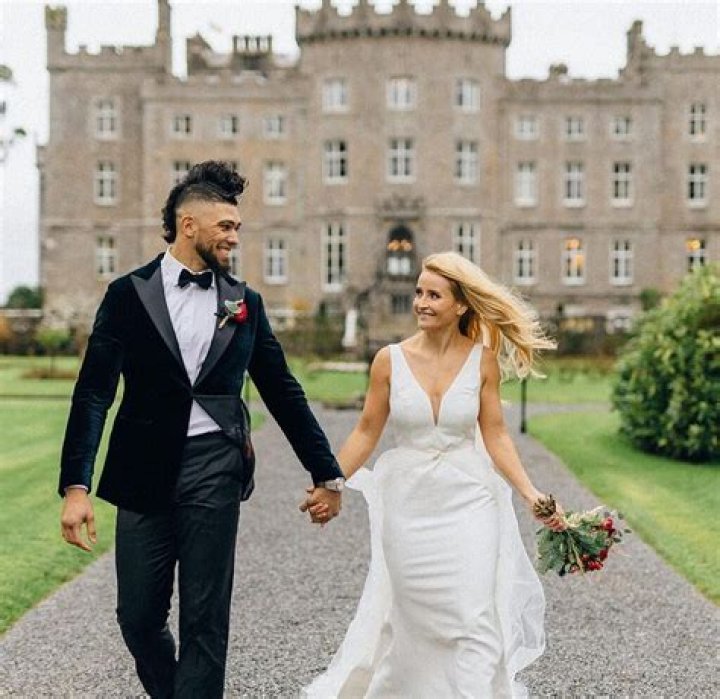 Who Is Johnny Walker UFC Wife Tara Campbell? Baby And Net Worth Details